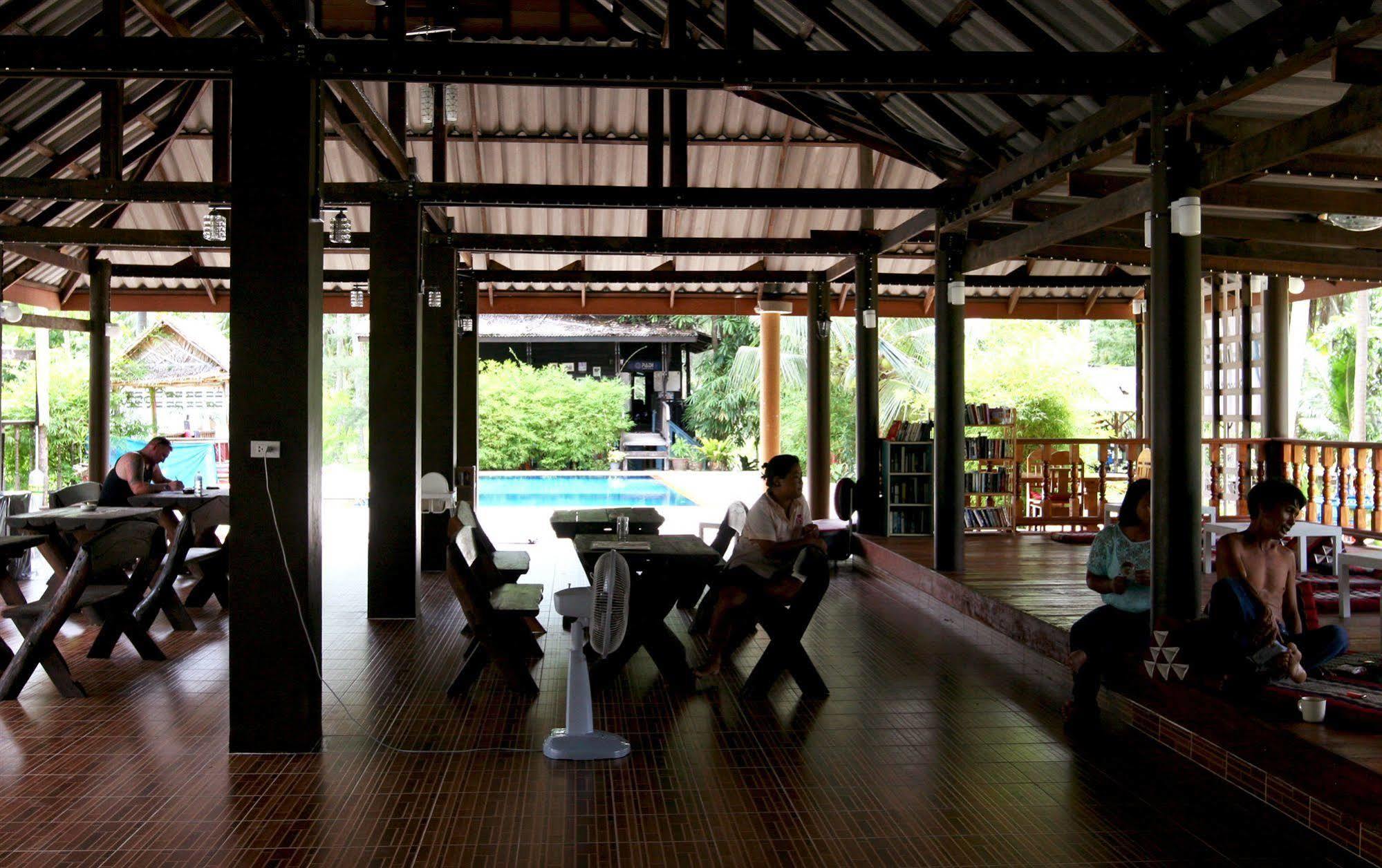 Hin Bhai Resort Chaloklum Exterior foto